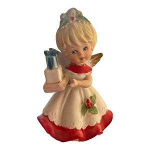 Homeco Christmas Angels 5402 Wreath Presents No Compromises